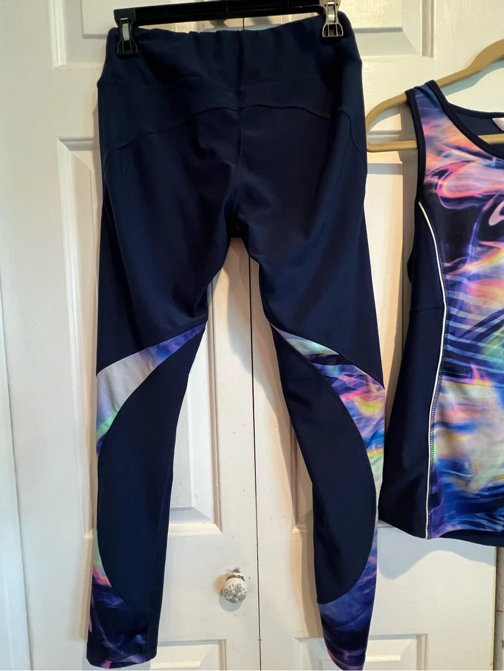 2 Pc Matching Women's Navy Active Leggings & Multicolor Tank Set, Racerback